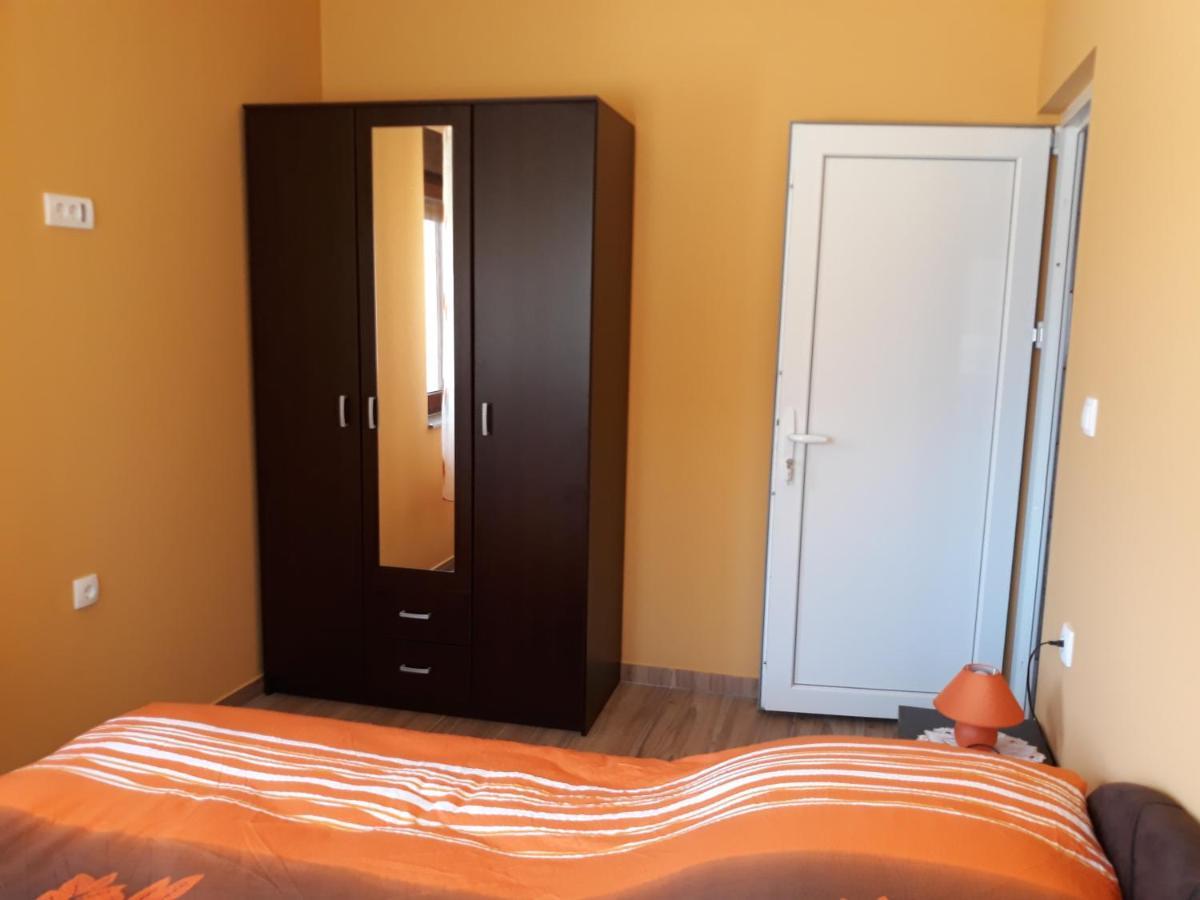 Pacir Andi Apartman מראה חיצוני תמונה