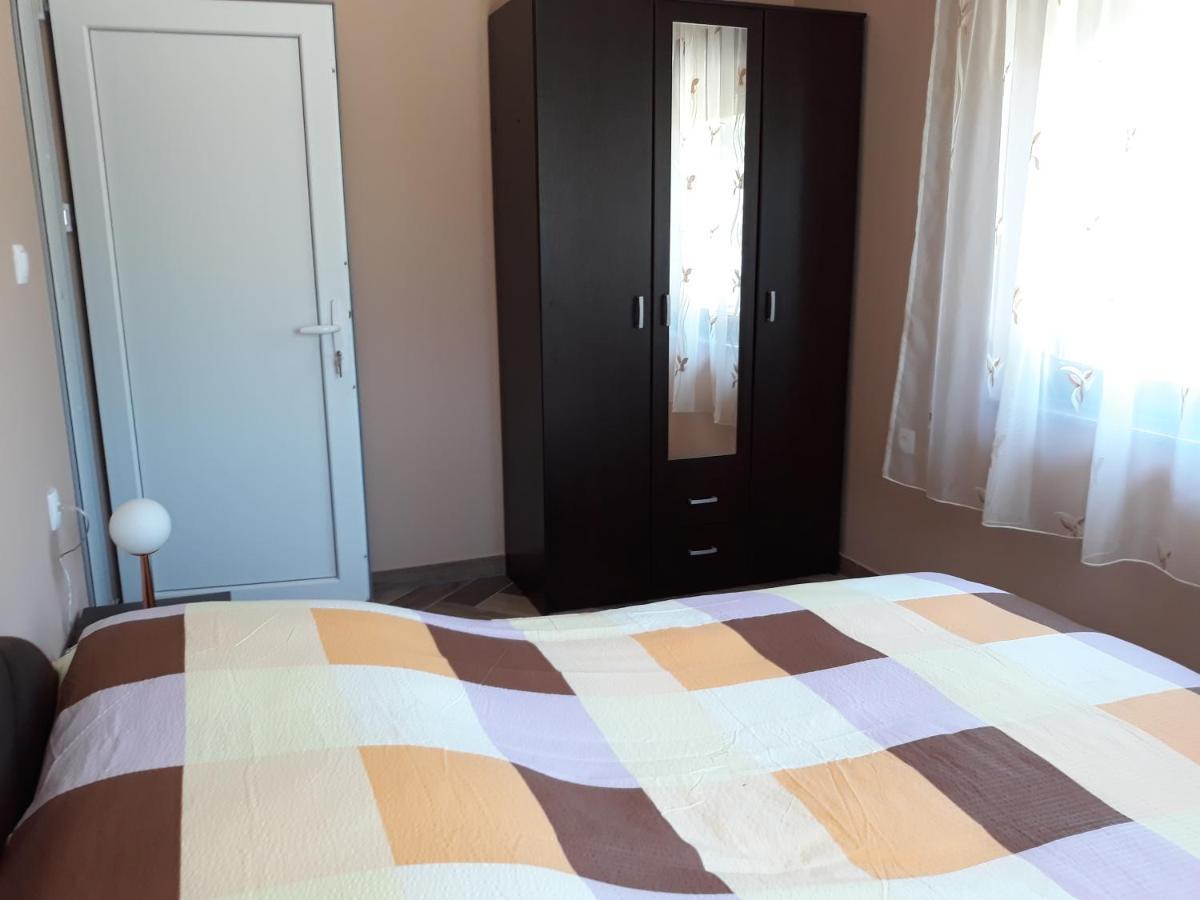 Pacir Andi Apartman מראה חיצוני תמונה
