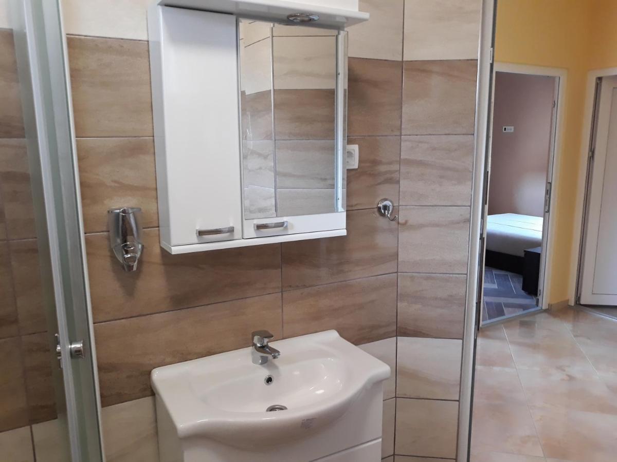 Pacir Andi Apartman מראה חיצוני תמונה